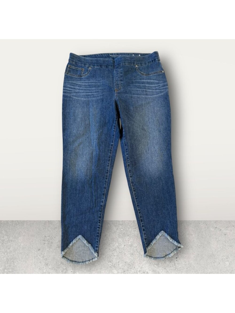 CHICOS Medium Wash Denim Jegging Ankle Jeans Size 14